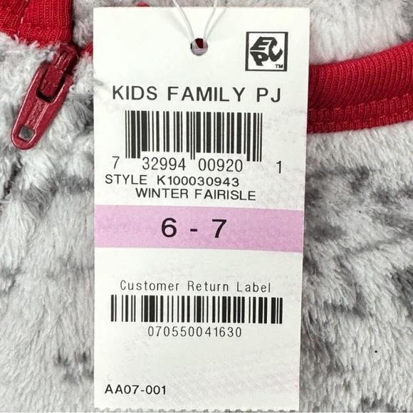 Family Pjs Kids Unisex Zip Up One Piece Sleeper Winter Fairisle Size 6-7 - Picture 10 of 11